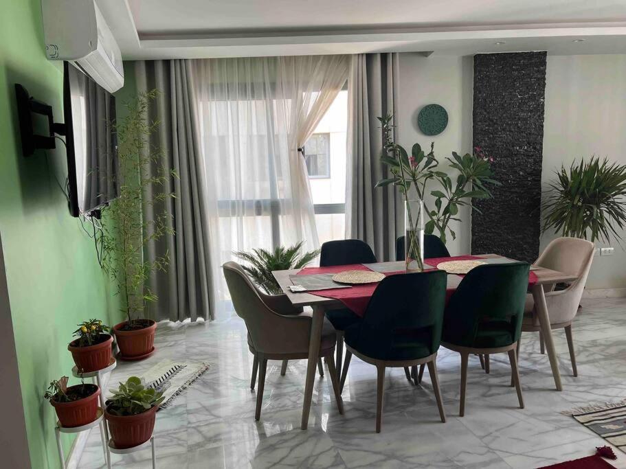 Newly Refurbished Flat,marble Floors.central Apartment