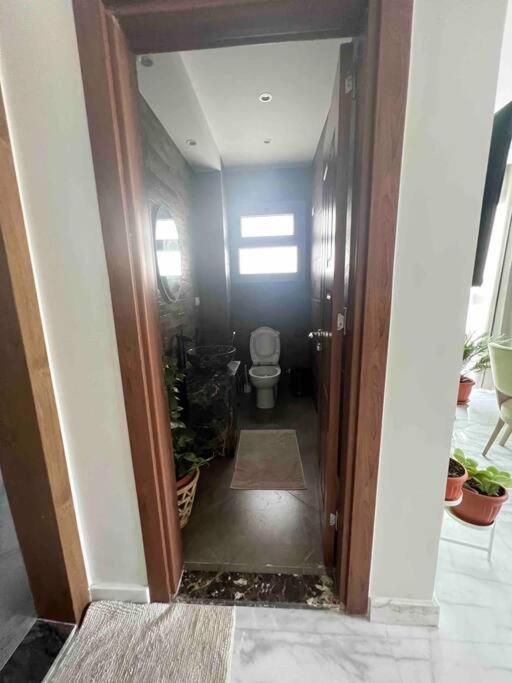 Newly Refurbished Flat,marble Floors.central